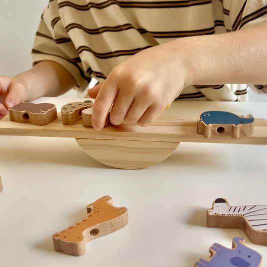 Balancín de madera para niños a partir de 3 años - Motricidad fina - Montessori