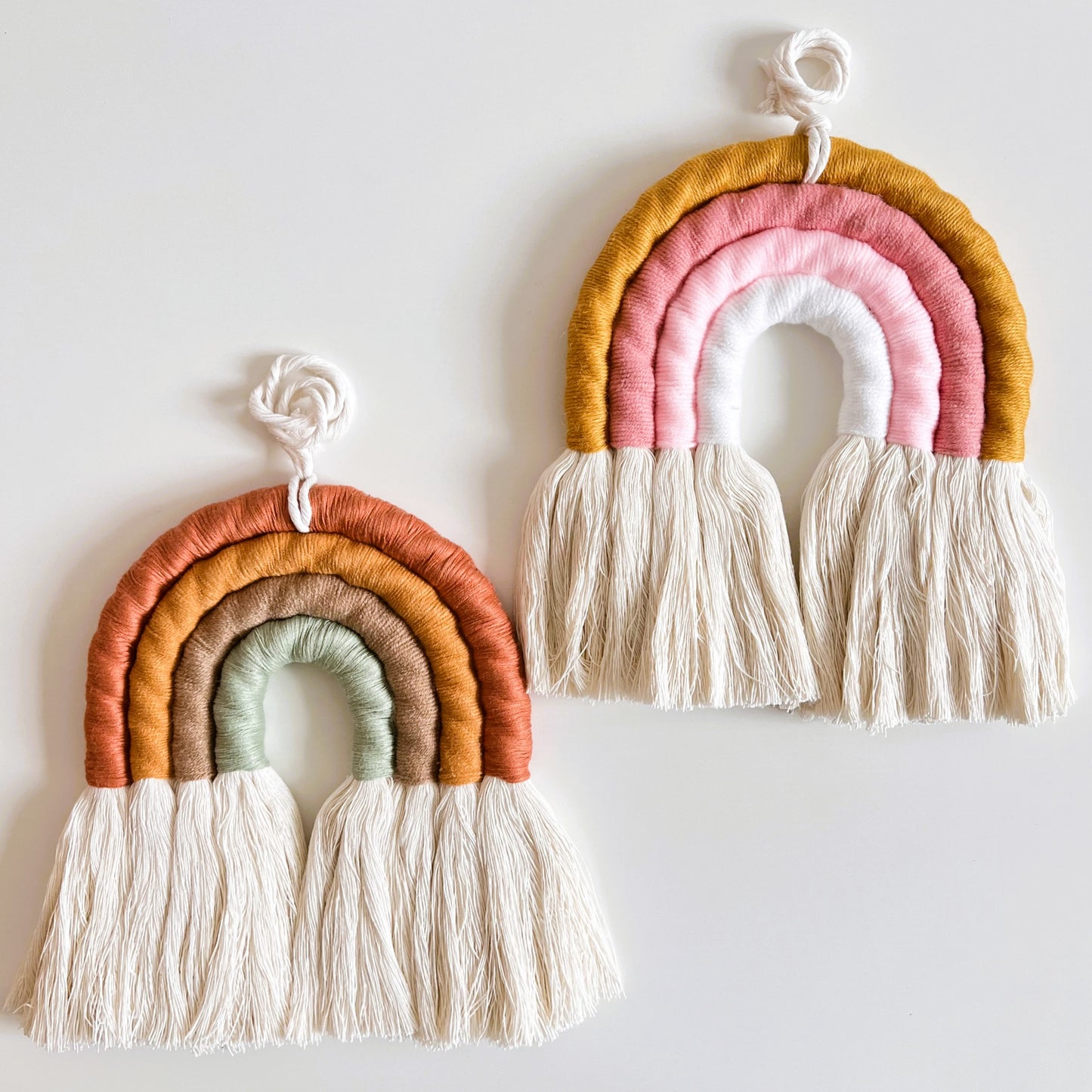 Arcoíris Decorativo de Algodón – Rosado y Ocre