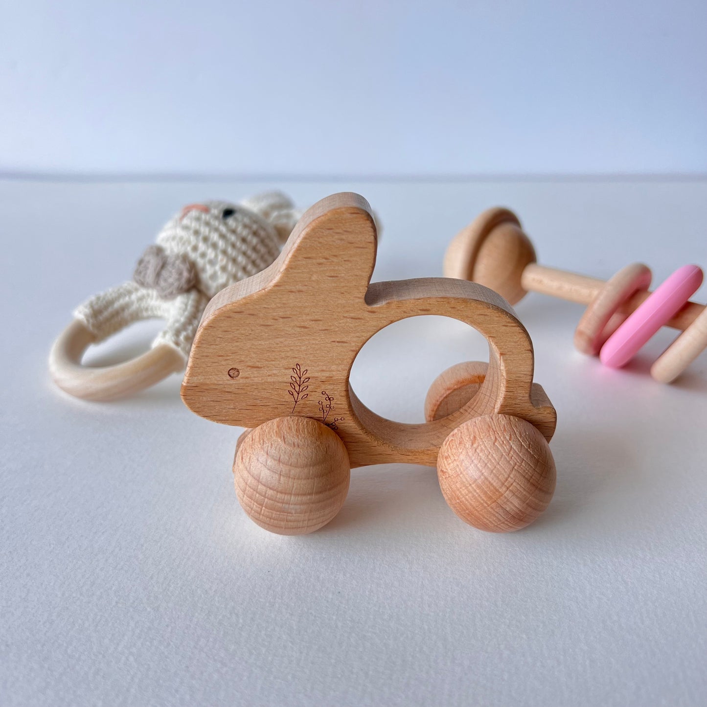Set primeros juguetes – Conejito de Crochet y Madera