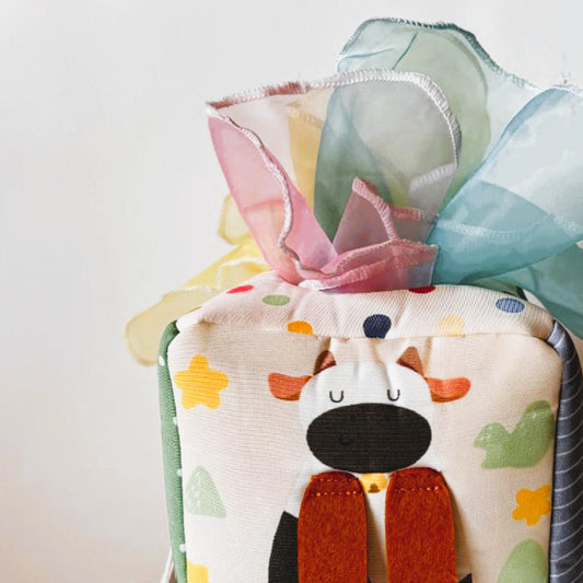 Caja Sensorial con Pañuelos de Tela para bebés a partir de 6 meses
