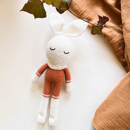 Peluche de Crochet con Cascabel 100% Algodón - CONEJO CIRO - Regalo Bebé