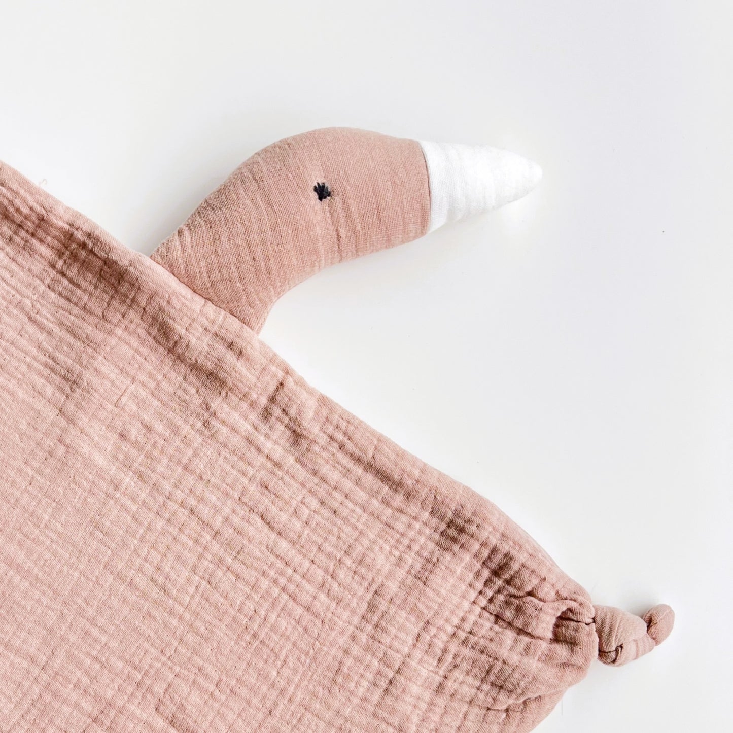 Doudou Ganso RITA – Manta de Apego de Algodón ROSADO