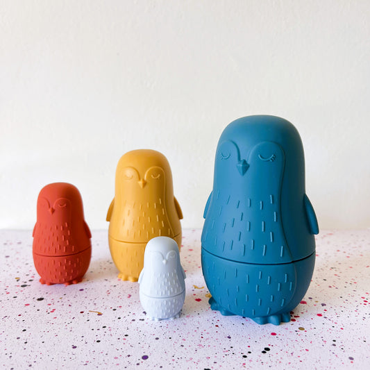 Set de Pingüinos Apilables – Matrioshka