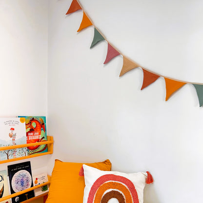 Guirnalda de Banderines de Tela – TONOS PASTEL - Dormitorio infantil