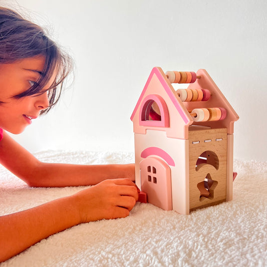 Casa de actividades de madera - Juego de encajables sensorial